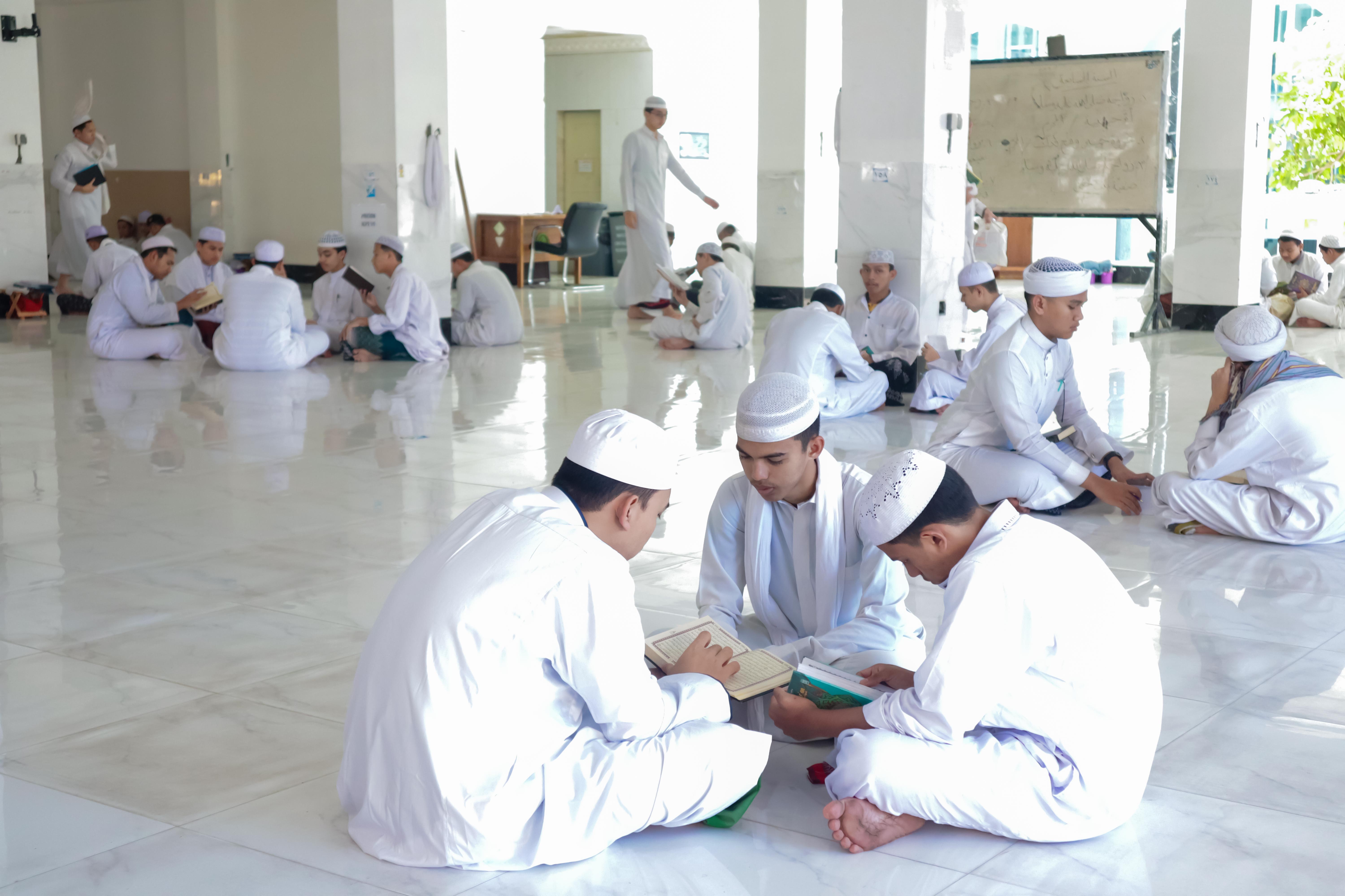 Baca Al-Qur’an Jadi Rutinitas Mingguan Ittihad Bani Alawiyyin, Membangun Generasi Qur’ani Berakhlak Mulia